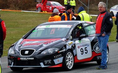 0BF8EDBC-5E00-4044-87AE-BB651521CBCC