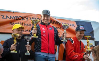 Zámecký vrch s premiérovým dvojitým vítězstvím