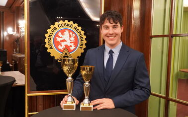 Adam Králík převzal bronzový pohár za sezónu 2025 